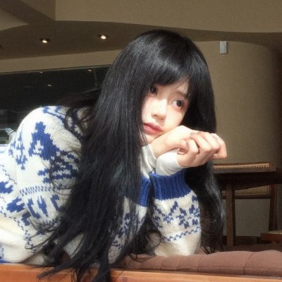黑衣人
